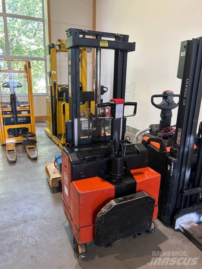 BT LSF 1250 E / 10 Transpallet uomo a terra