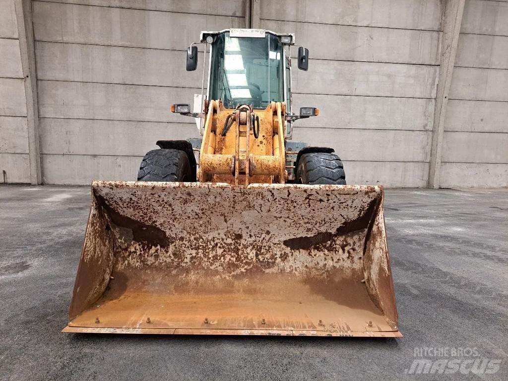Liebherr L514 Pale gommate