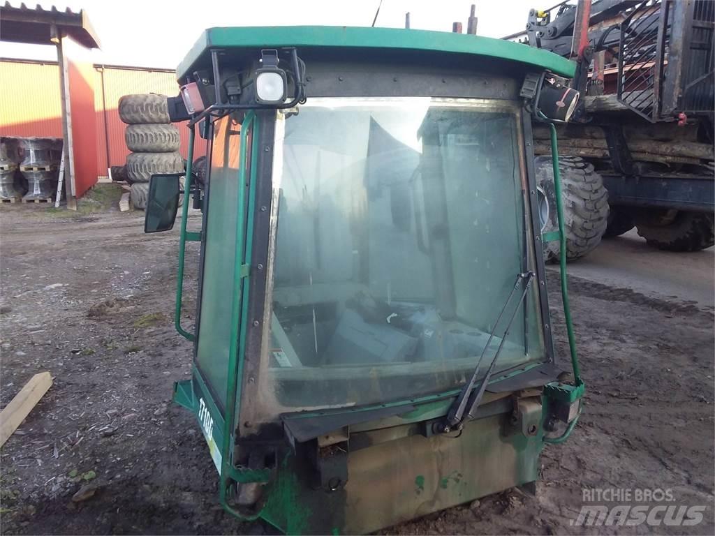 Timberjack 1710d Cabine e interni