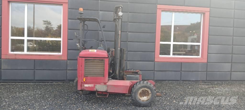 Moffett M5 25.3 Carrelli elevatori diesel