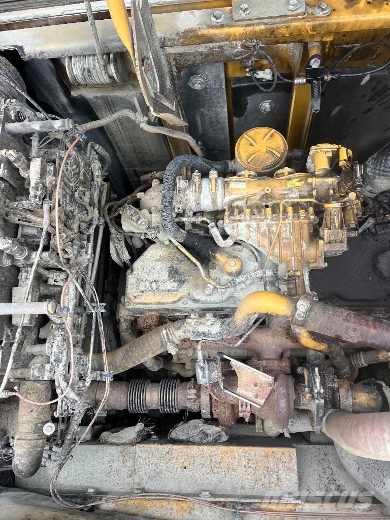 CAT 324 E Escavatori cingolati