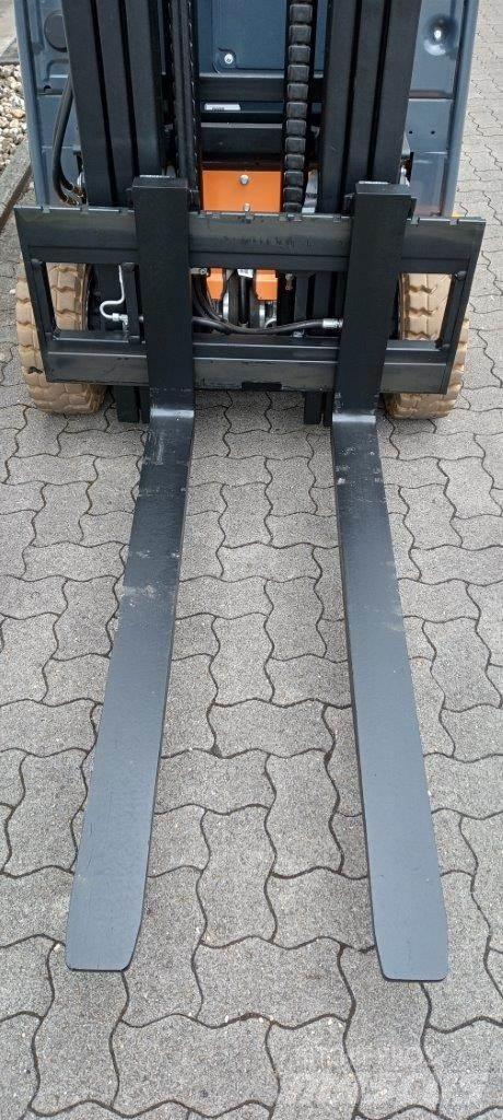 Toyota 8FBM16T Carrelli elevatori elettrici
