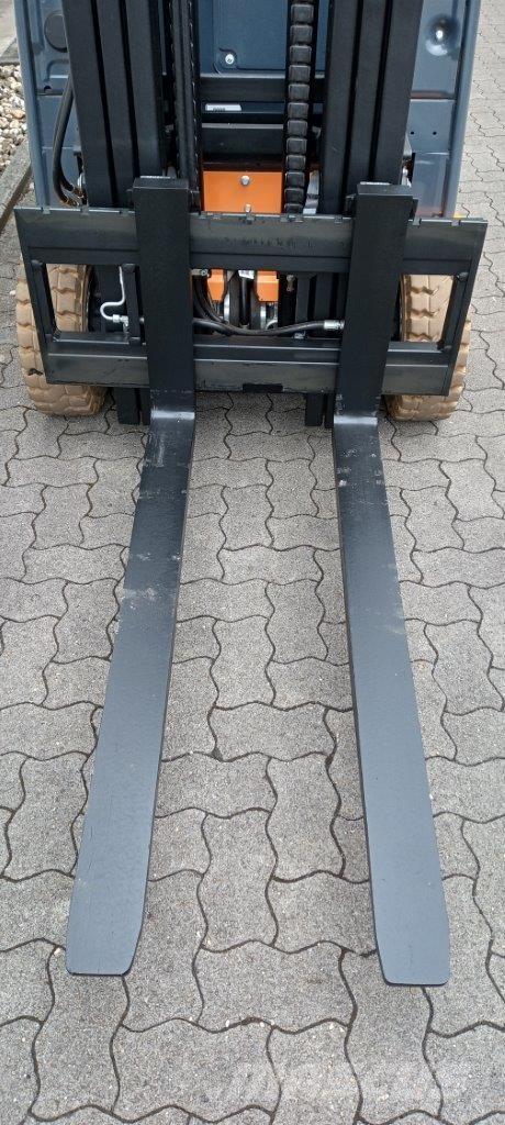 Toyota 8FBM16T Carrelli elevatori elettrici