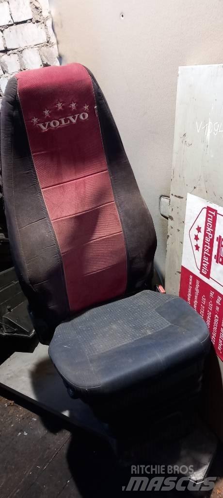 Volvo FH 13.   20591480 Cabine e interni