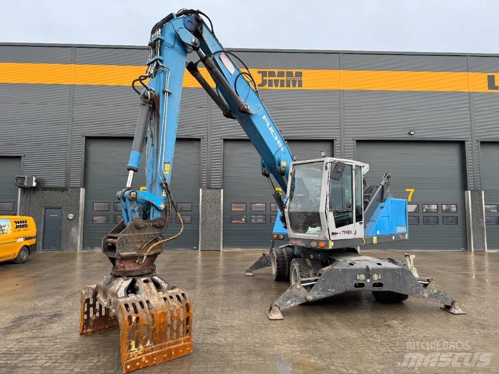 Fuchs MHL 320 Movimentazione rifiuti