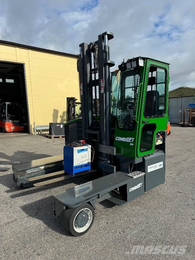 Combilift C4000ET Carrello elevatore retrattile a 4 vie