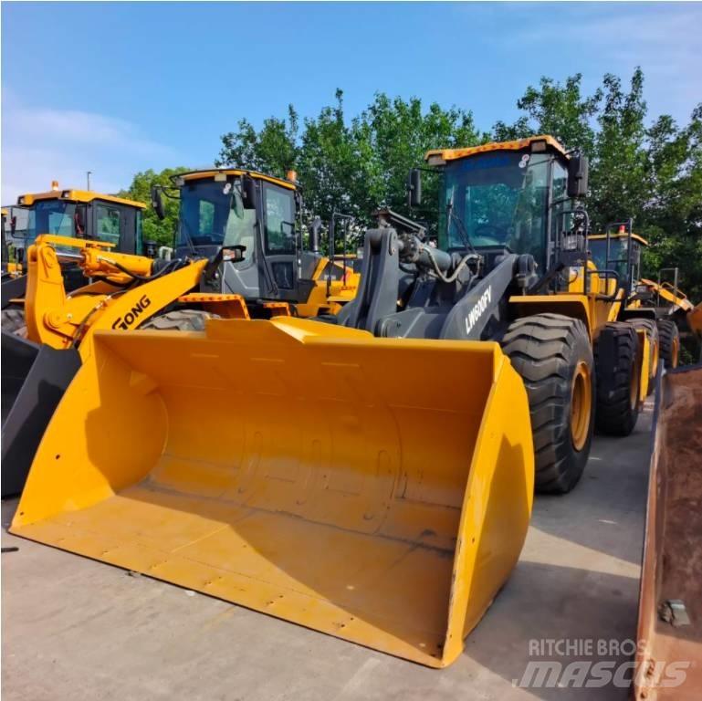 XCMG LW 600 FV Pale gommate