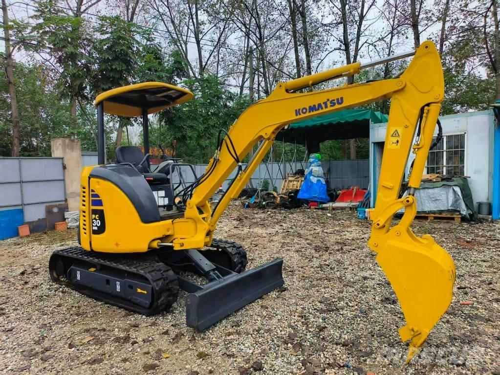 Komatsu PC 30 Miniescavatori