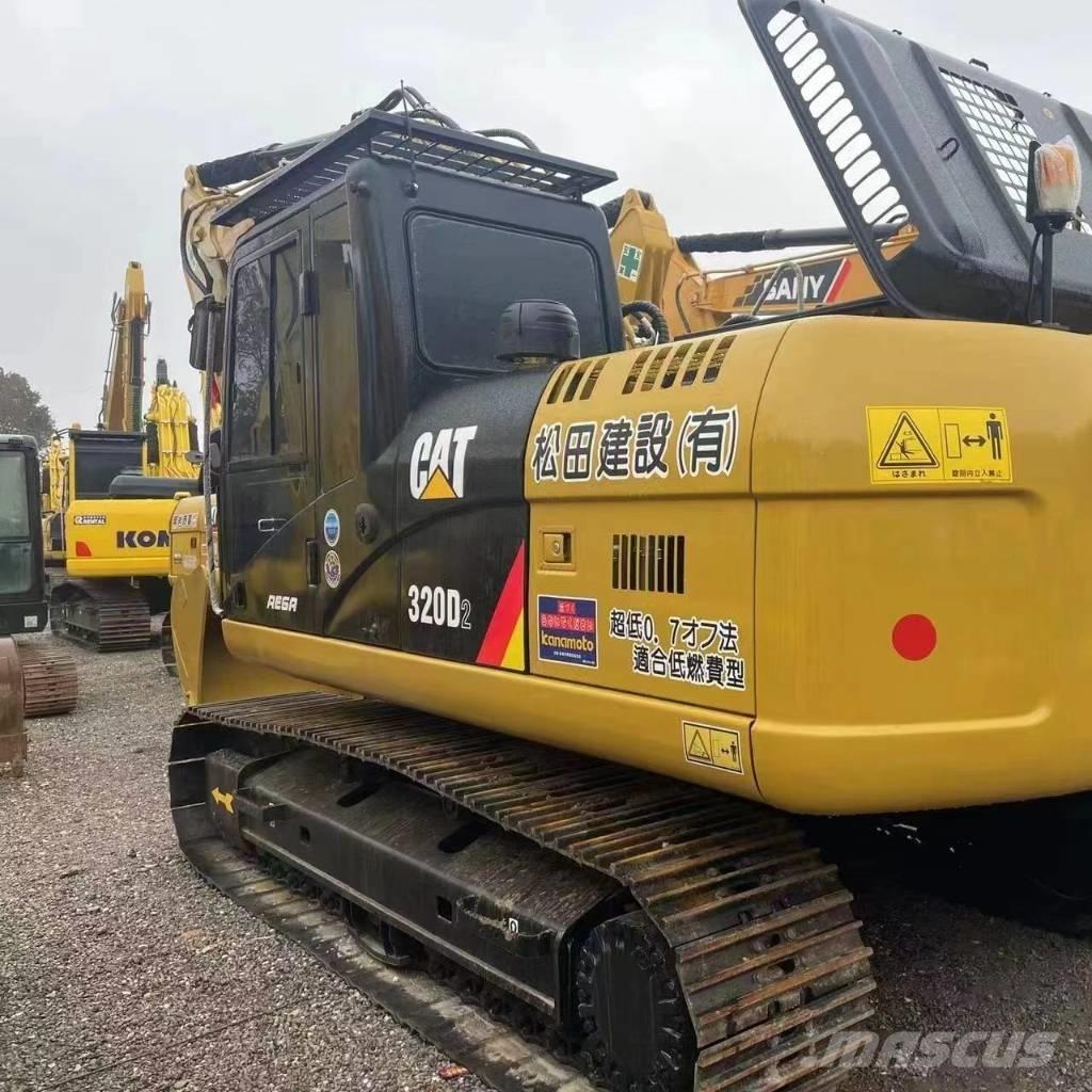 CAT 320 D2 Escavatori cingolati