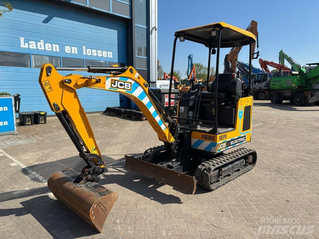 JCB 19 C-1 E Miniescavatori
