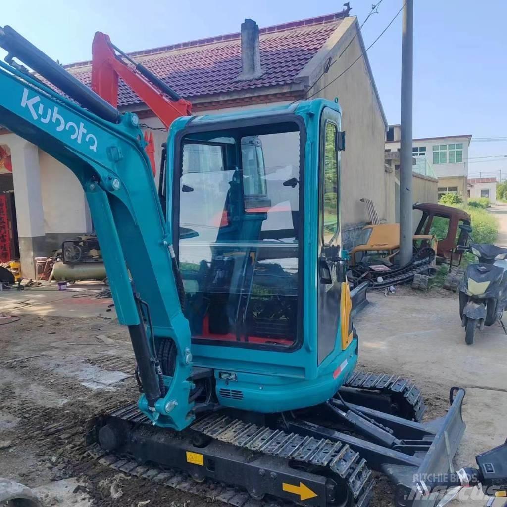 Kubota U 20 Miniescavatori