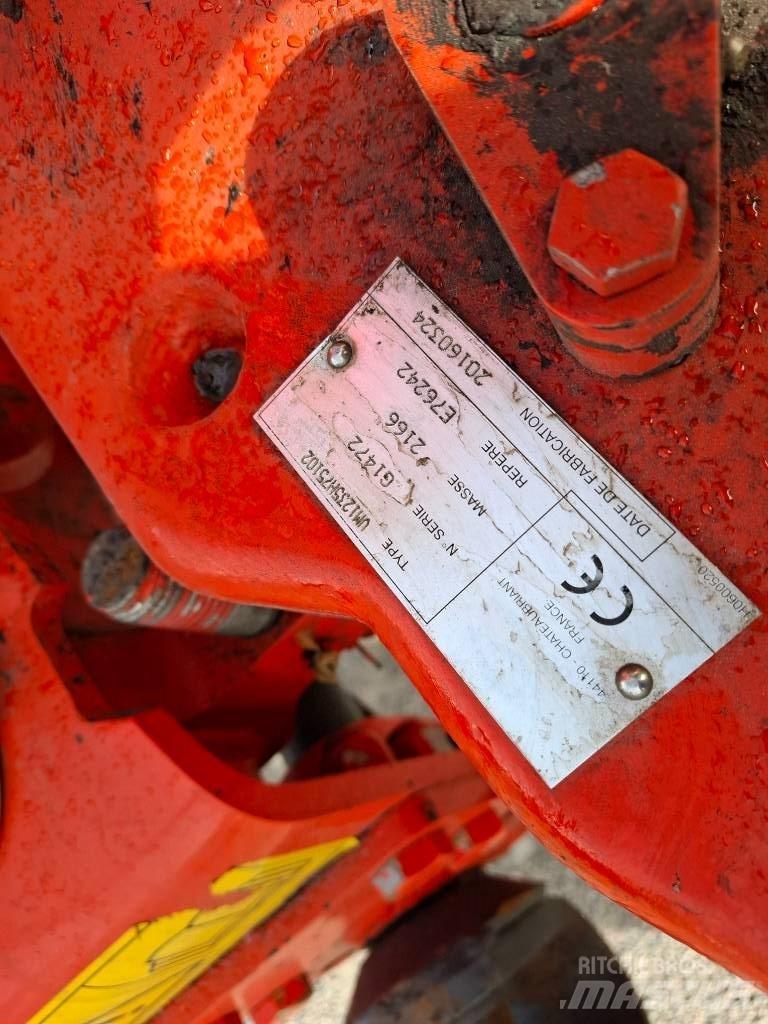 Kuhn Vari-Master 123 Aratri reversibili