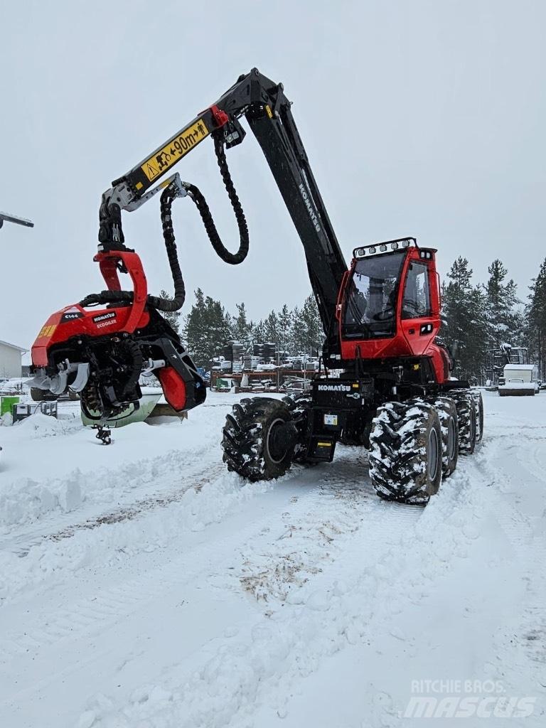 Komatsu 931 XC Abbattitrici, Disboscatrici