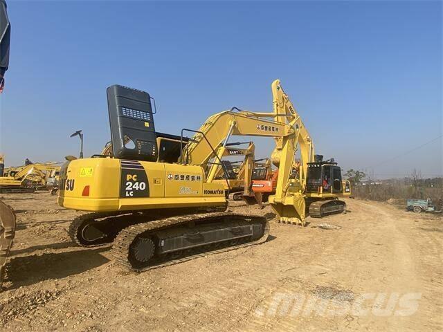 Komatsu PC 240-8 Escavatori cingolati