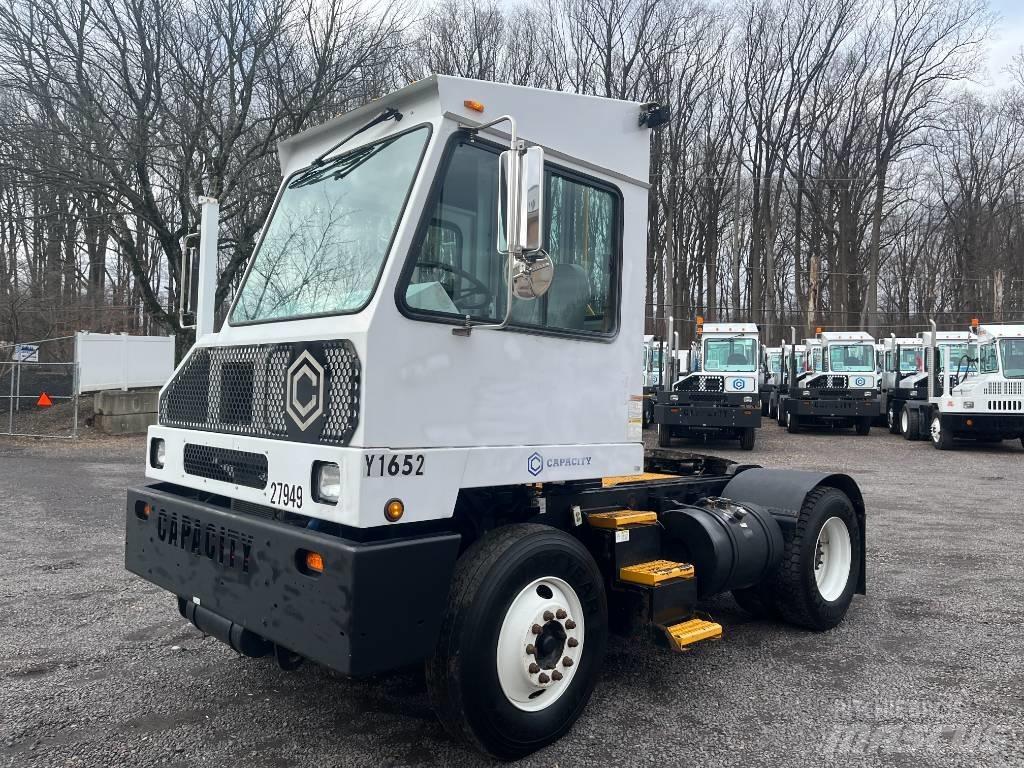Capacity TJ5000 Trattori portuali