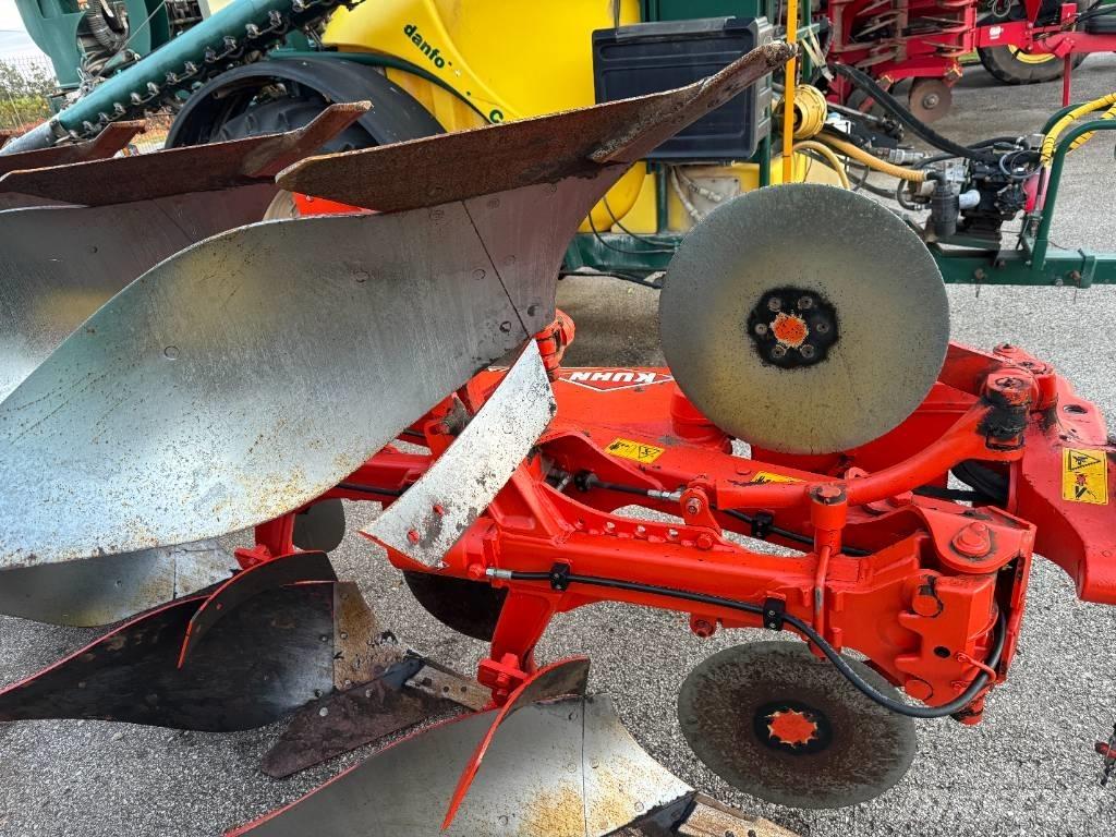 Kuhn Vari-Master 123 Aratri reversibili