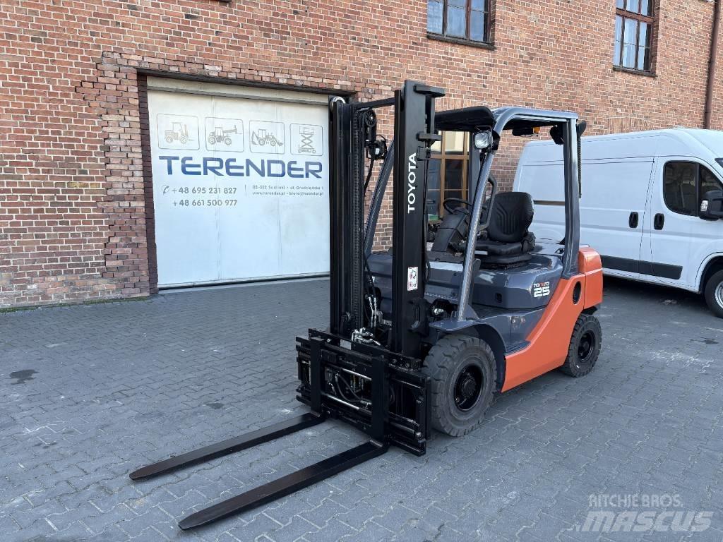 Toyota 02-8 FDF 25 Carrelli elevatori diesel