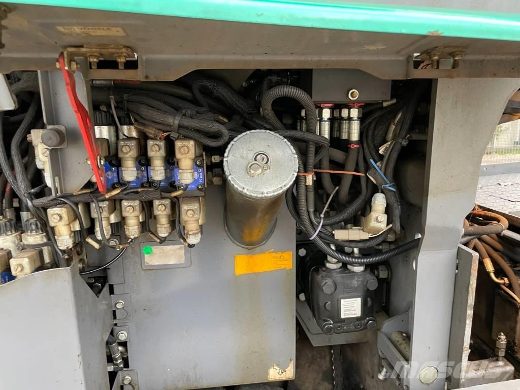 Vögele SUPER 1300-3I Finitrici