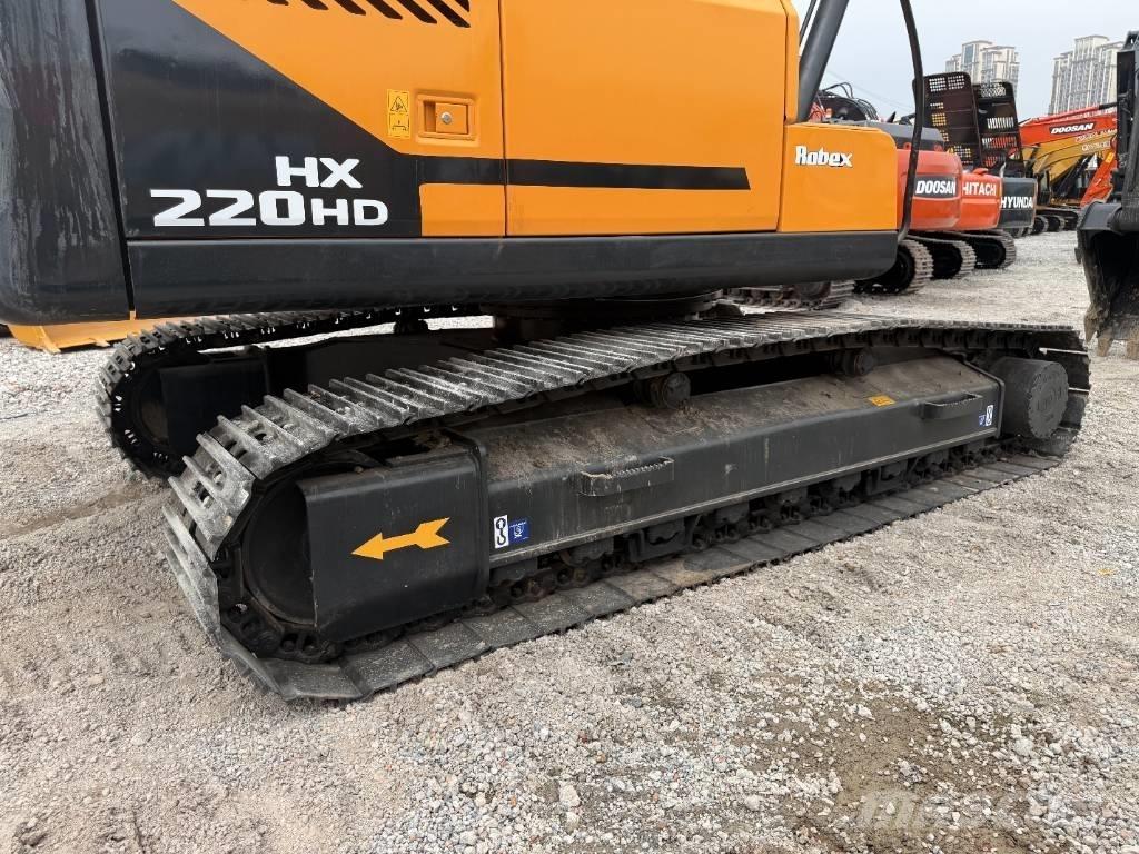 Hyundai HX220 Escavatori cingolati