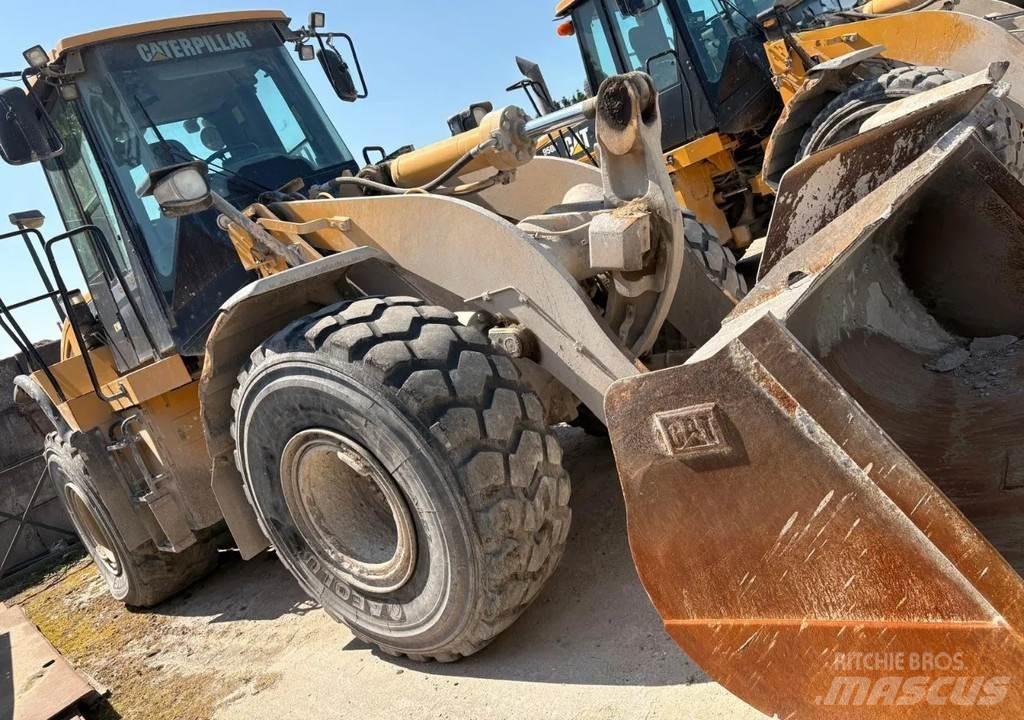 CAT 950H Pale gommate