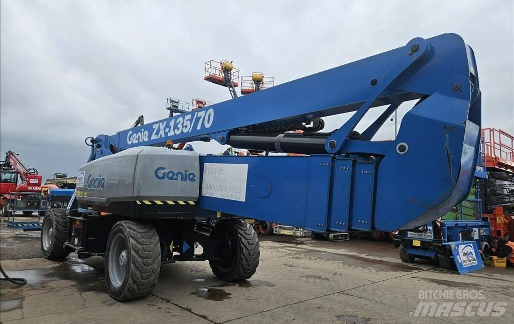Genie ZX 135/70 Piattaforme a braccio articolato