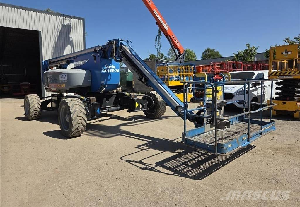 Genie ZX 135/70 Piattaforme a braccio articolato