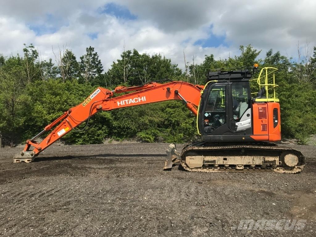Hitachi ZX 135 US-6 Escavatori cingolati