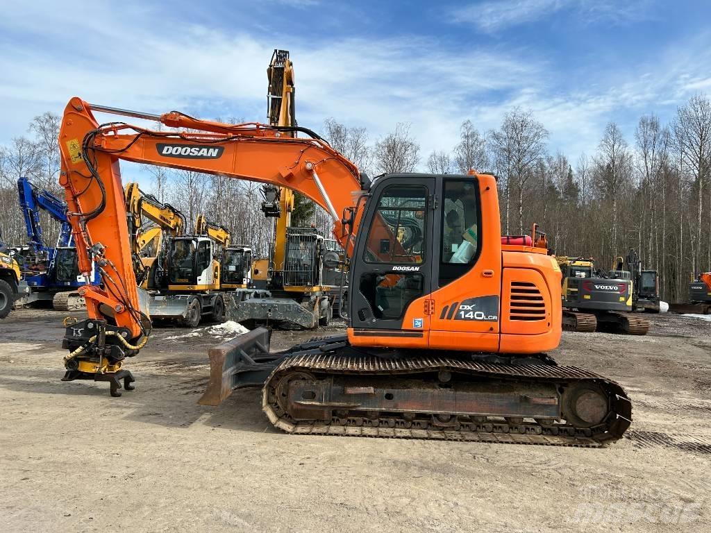Doosan DX 140 LCR-3 Escavatori cingolati