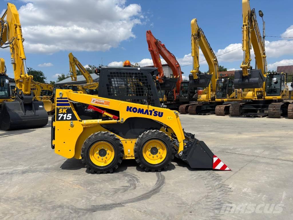 Komatsu SK 715-8 Mini Pale Gommate