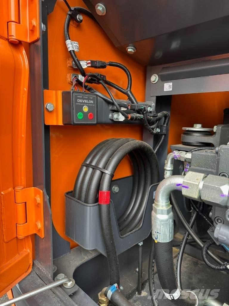 Develon DX 225 LC-7M Escavatori cingolati