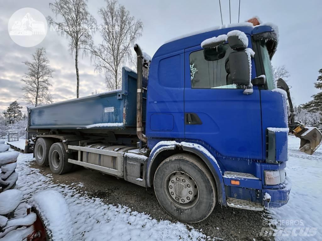 Scania R 124 GB 470 Camion con gancio di sollevamento