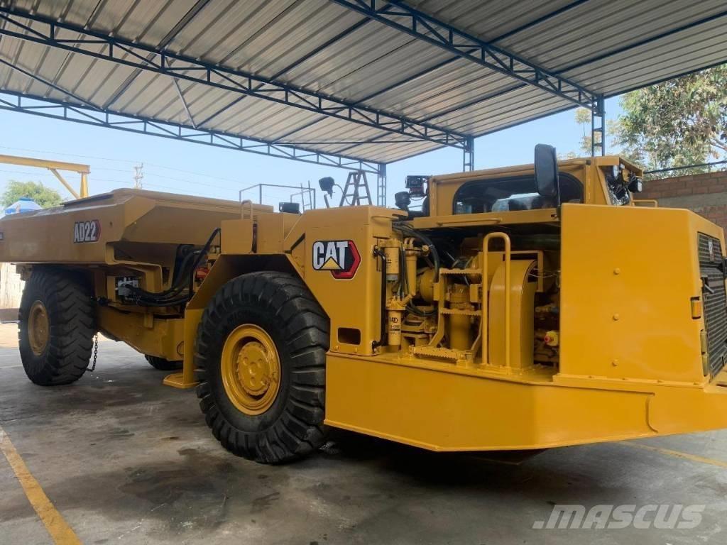 CAT AD 22 Camion ribaltabili