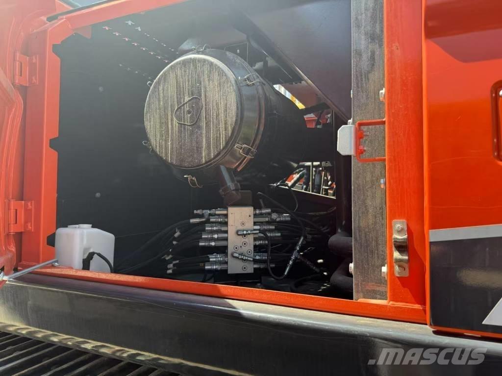 Doosan DX 340 Escavatori cingolati