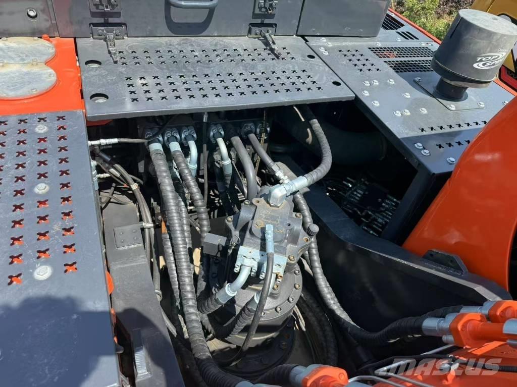 Doosan DX 340 Escavatori cingolati