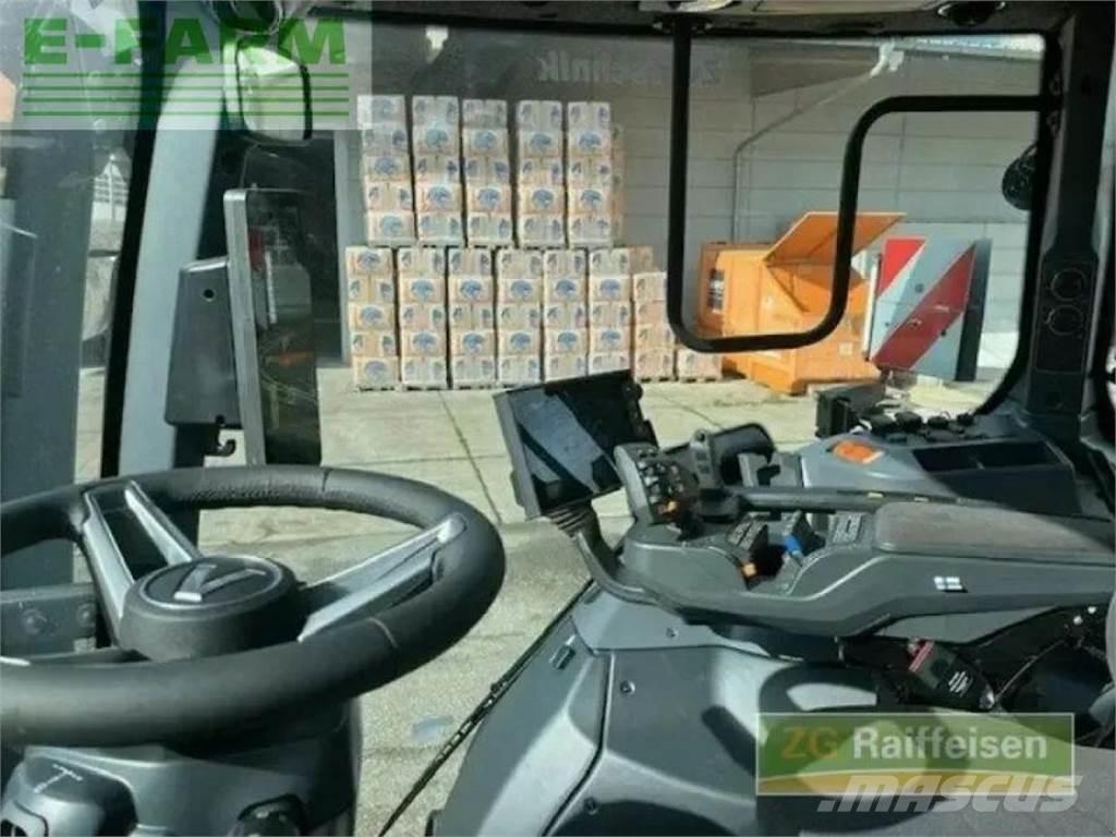 Valtra q245 Trattori