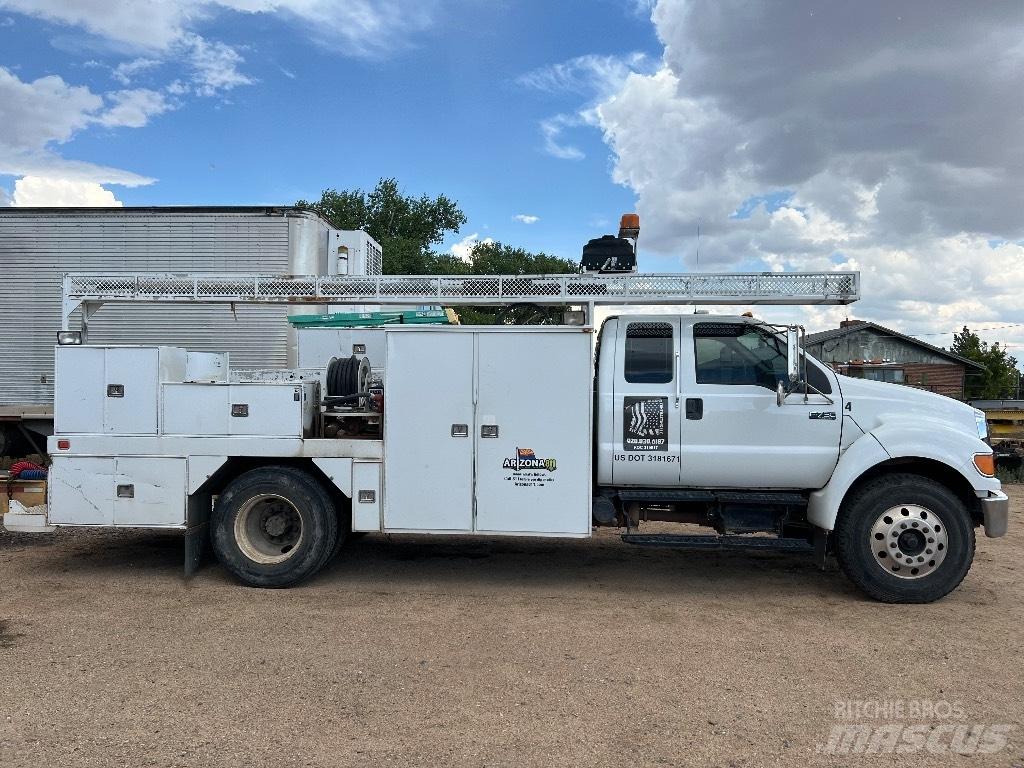 Ford F 750 XL Veicoli municipali