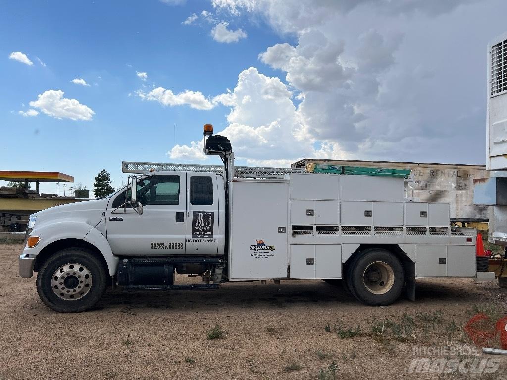 Ford F 750 XL Veicoli municipali