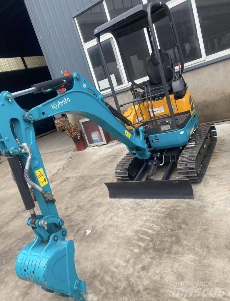 Kubota U 15 Miniescavatori