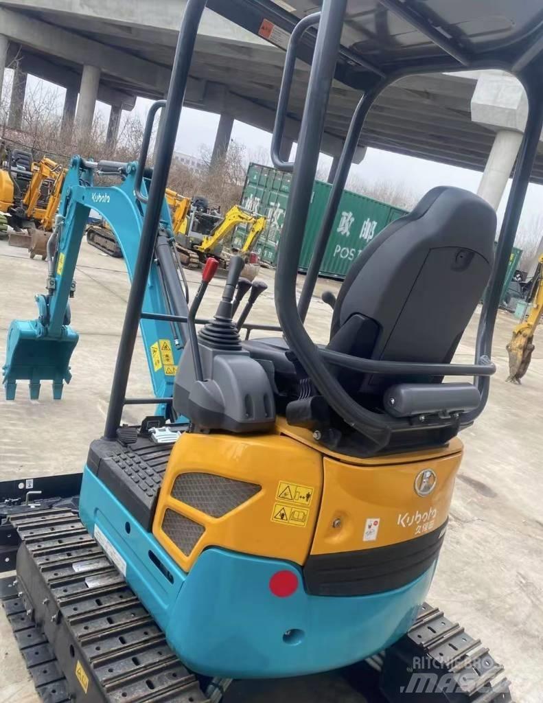 Kubota U 15 Miniescavatori