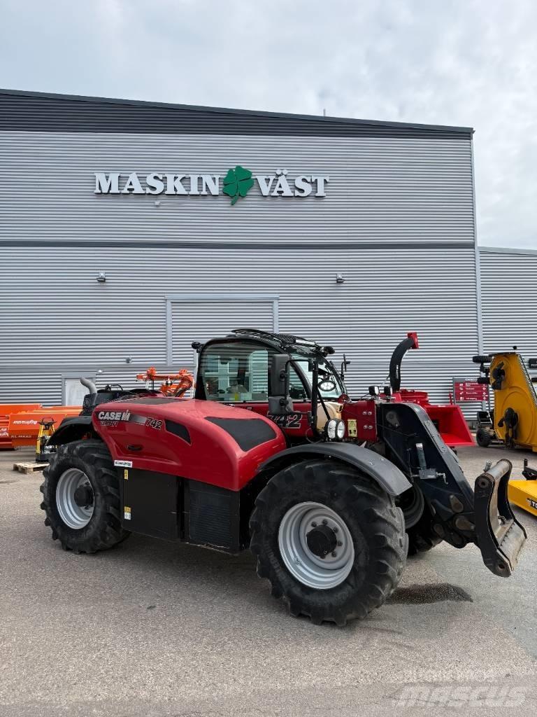 Case IH Farmlift 742 Sollevatori telescopici