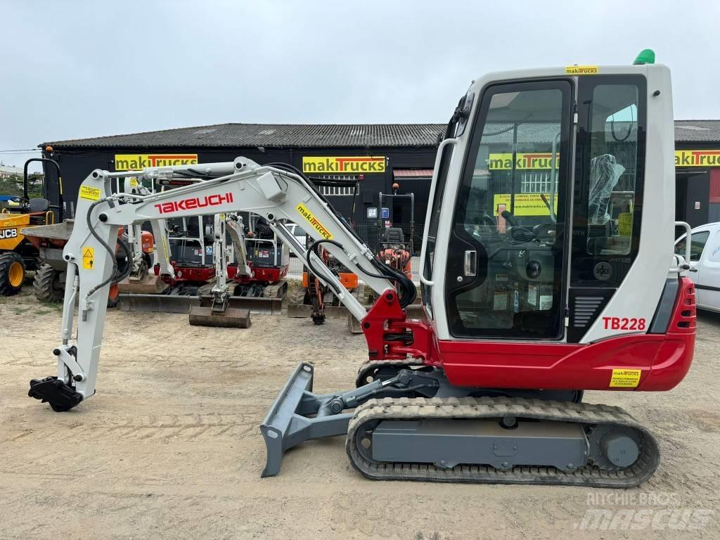 Takeuchi TB228 Miniescavatori