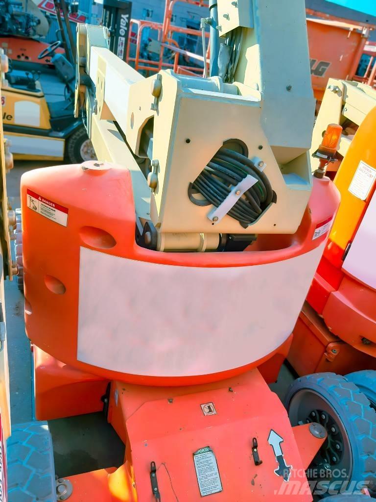JLG E 450 A Piattaforme a braccio articolato