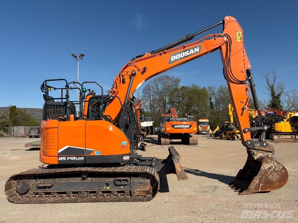 Doosan DX140LCR-7 Escavatori cingolati
