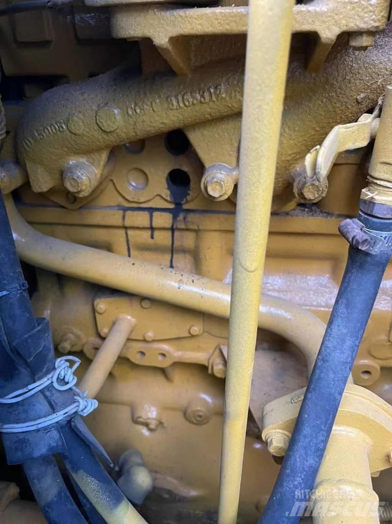 CAT D5N Dozer cingolati