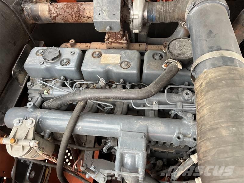 Doosan 300 Escavatori cingolati