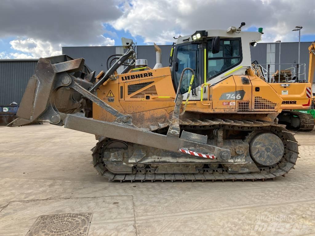 Liebherr PR 746 Dozer cingolati