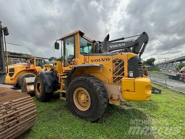 Volvo L 90 F Pale gommate