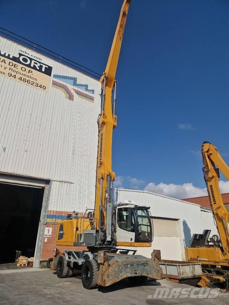 Liebherr LH40M Movimentazione rifiuti