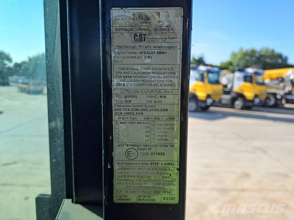 CAT 330 NG Escavatori cingolati