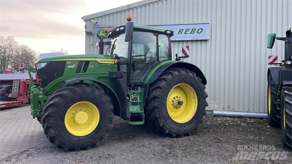 John Deere 6R215 Trattori